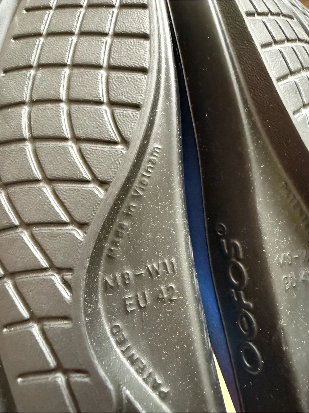 OOFOS OOAHH Luxe slide sandal